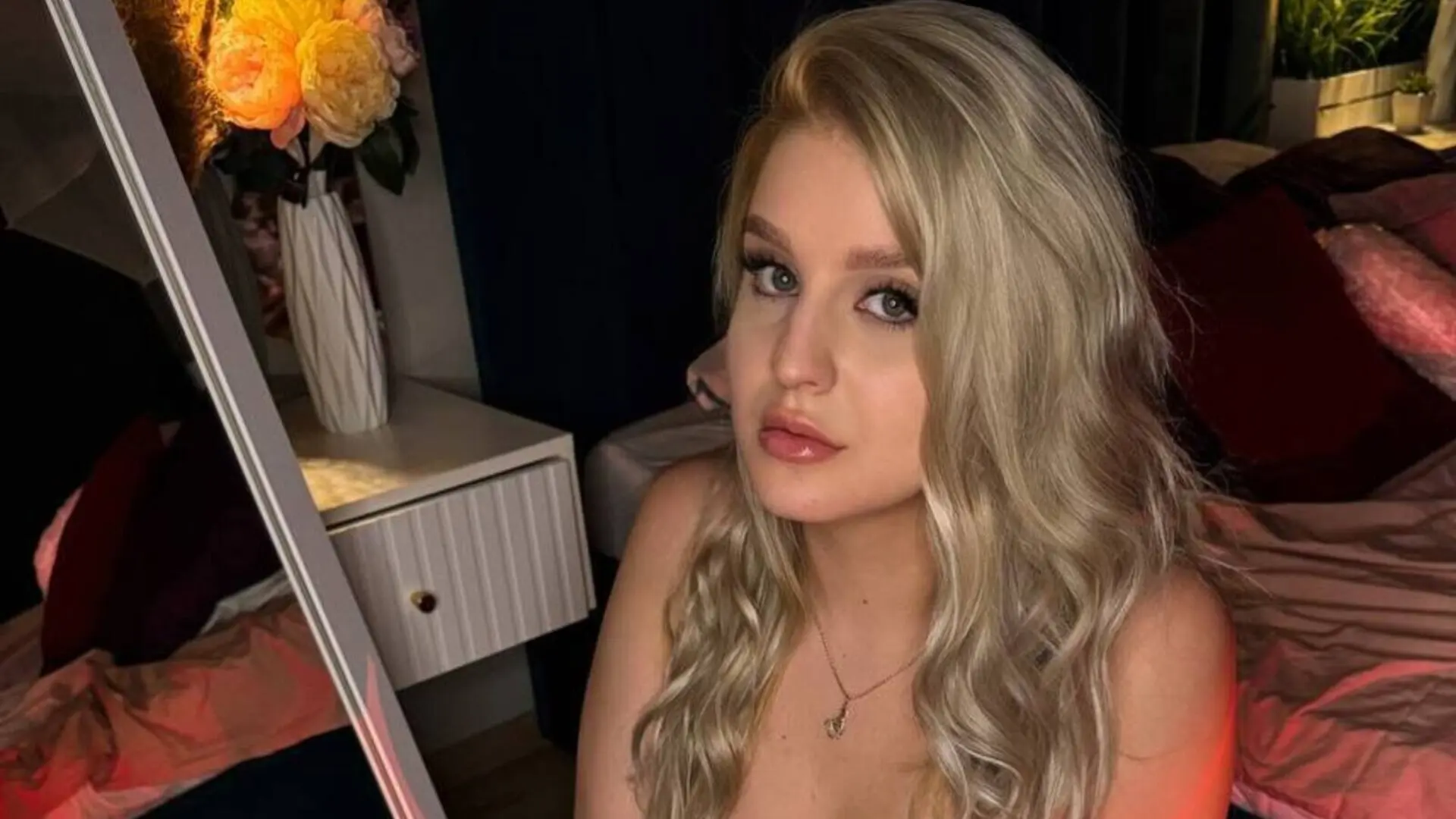 Webcam Nude Show