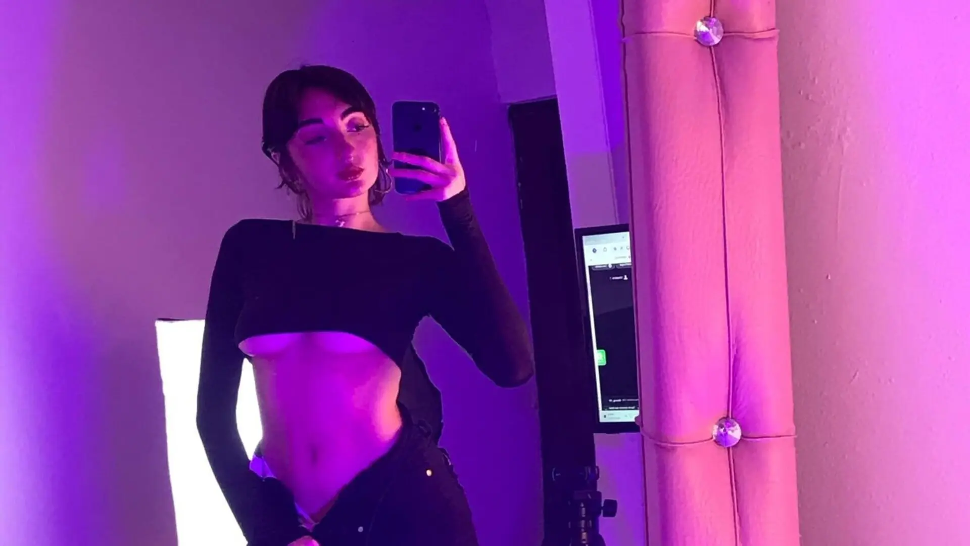 Webcam Nude Show